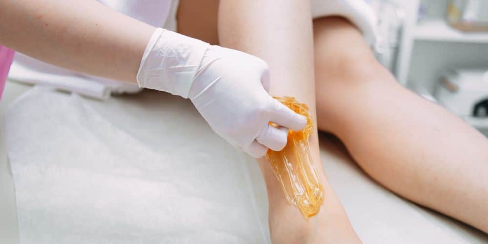 Difference Between Waxing and Shaving: Choosing the Right Hair Removal Method for You